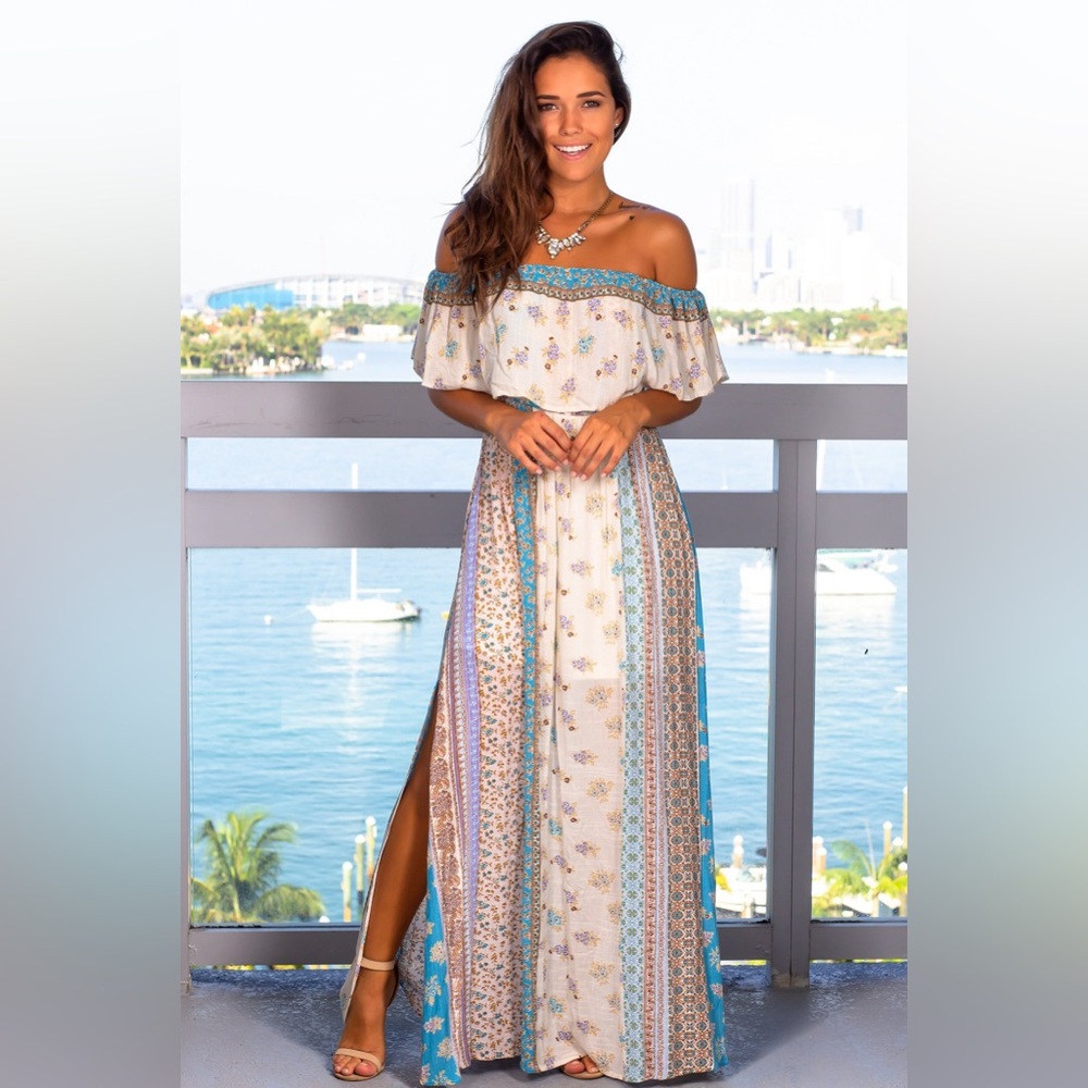 Soieblu Strapless Boho Floral Patterned Maxi Dress in Blue and Cream - Size: S
